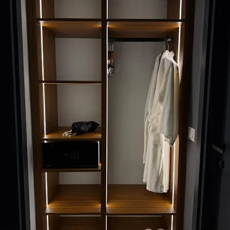 Select Boutique Ξενοδοχείο Τίρανα