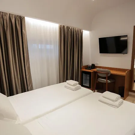 Select Boutique Hotel