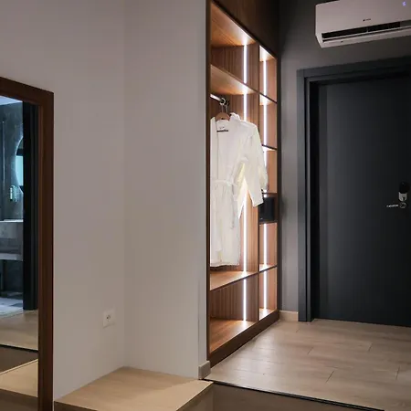 Select Boutique Hotel