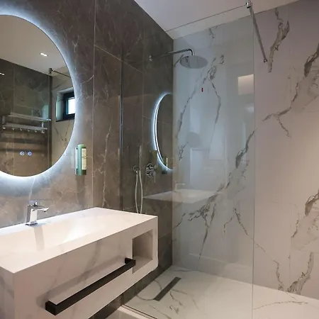Select Boutique 3*