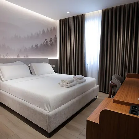 Select Boutique Hotel