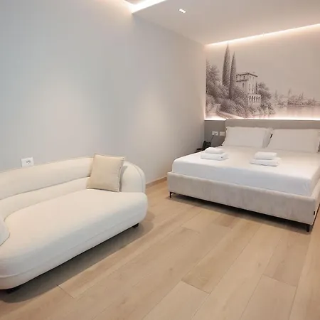 Select Boutique Hotel 3*